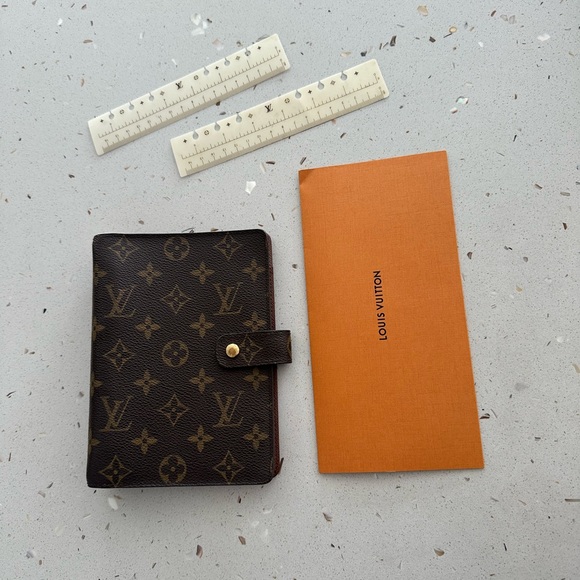 Louis Vuitton agenda MM - Picture 2 of 10